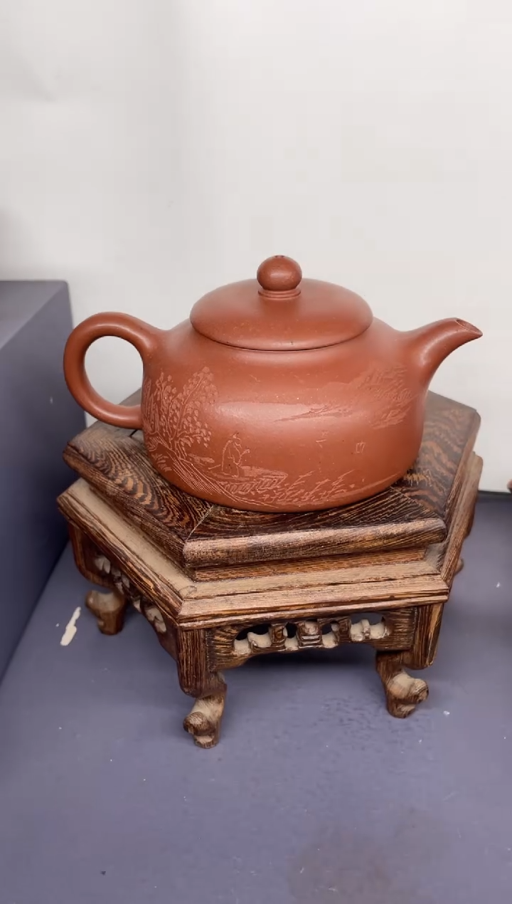 茶壶紫砂底槽清 半月 刻绘