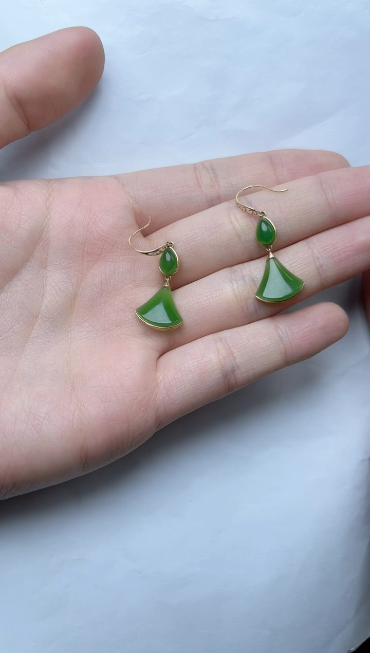 【闪购商品】和田玉耳饰18K金镶嵌06小裙子耳钩