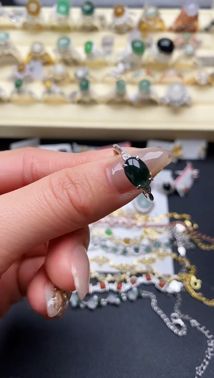 【闪购商品】翡翠戒指银S925镶嵌缅甸翡翠1 5+4
