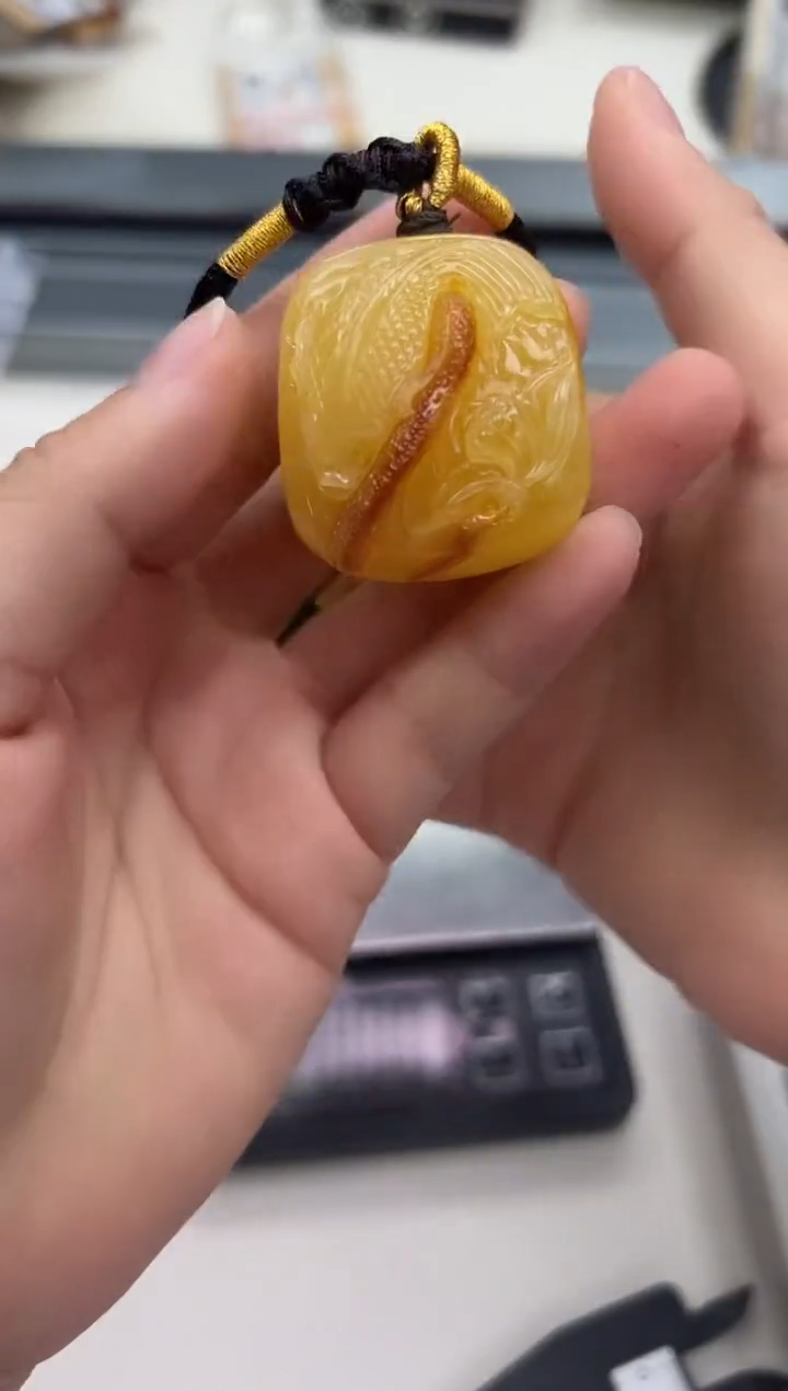 裸石琥珀未镶嵌琥珀蜜蜡吊坠