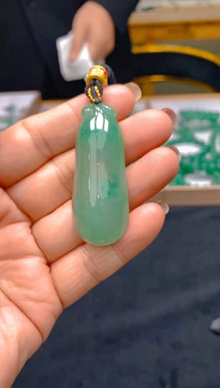 【闪购商品】石英质玉颈饰未镶嵌冰美人非洲翠023