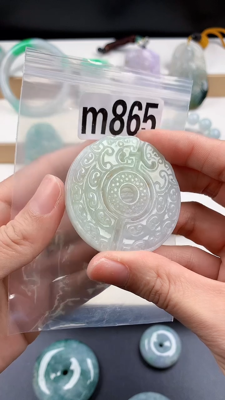 颈饰未镶嵌翡翠天然翡翠珠宝吊坠挂件