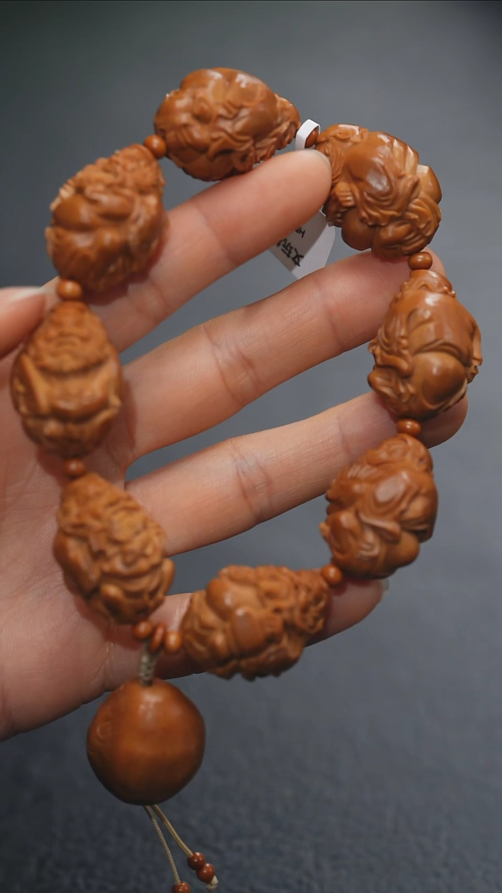 【闪购商品】橄榄核吊坠橄榄核