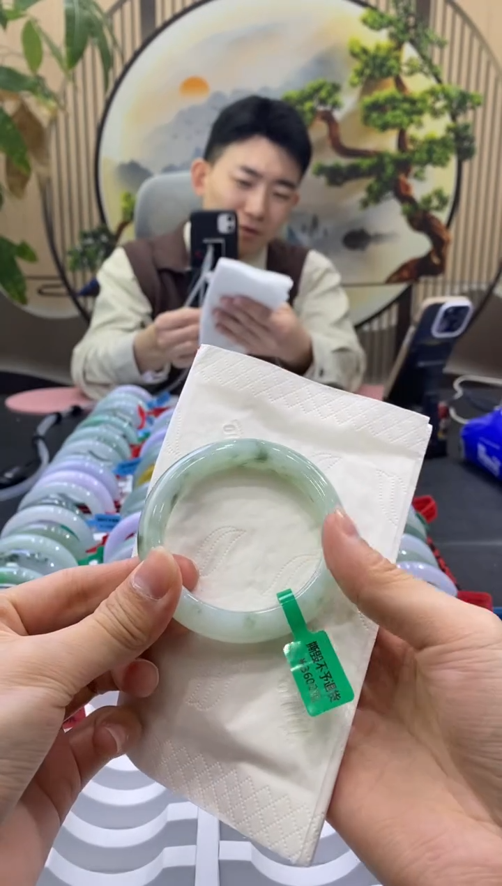 未镶嵌手镯翡翠2289