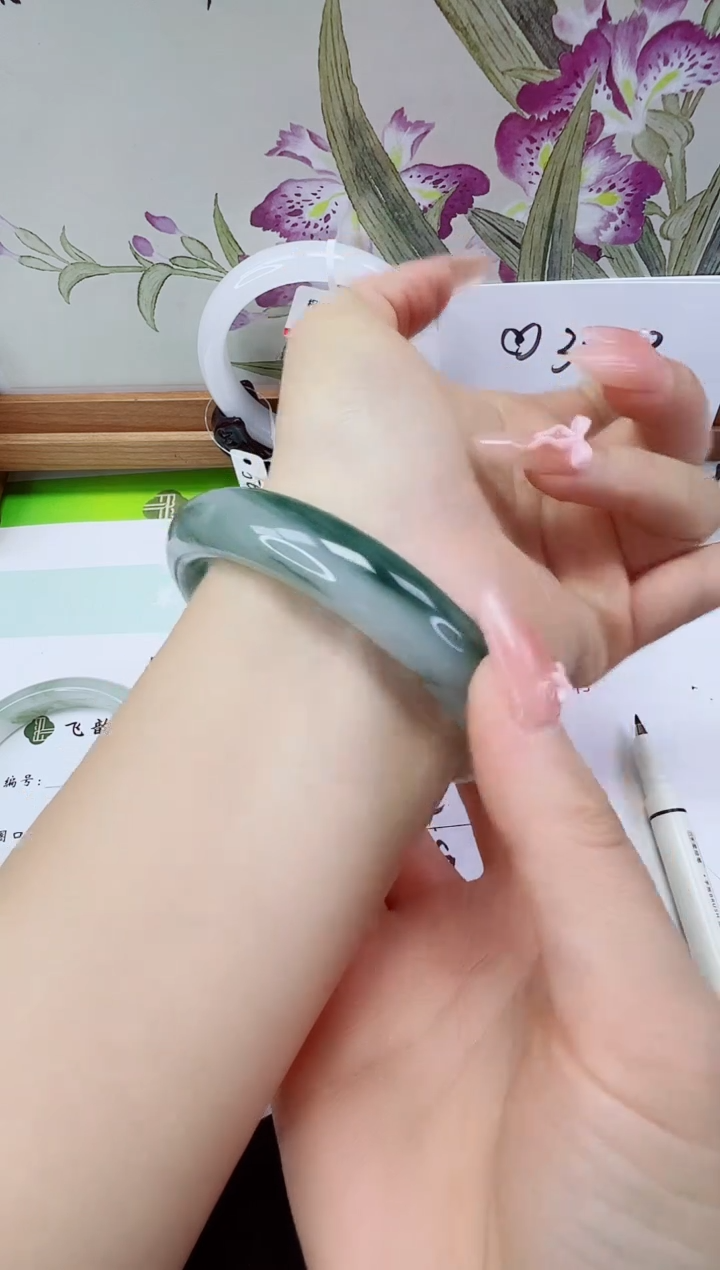 未镶嵌手镯石英质玉104-60/61