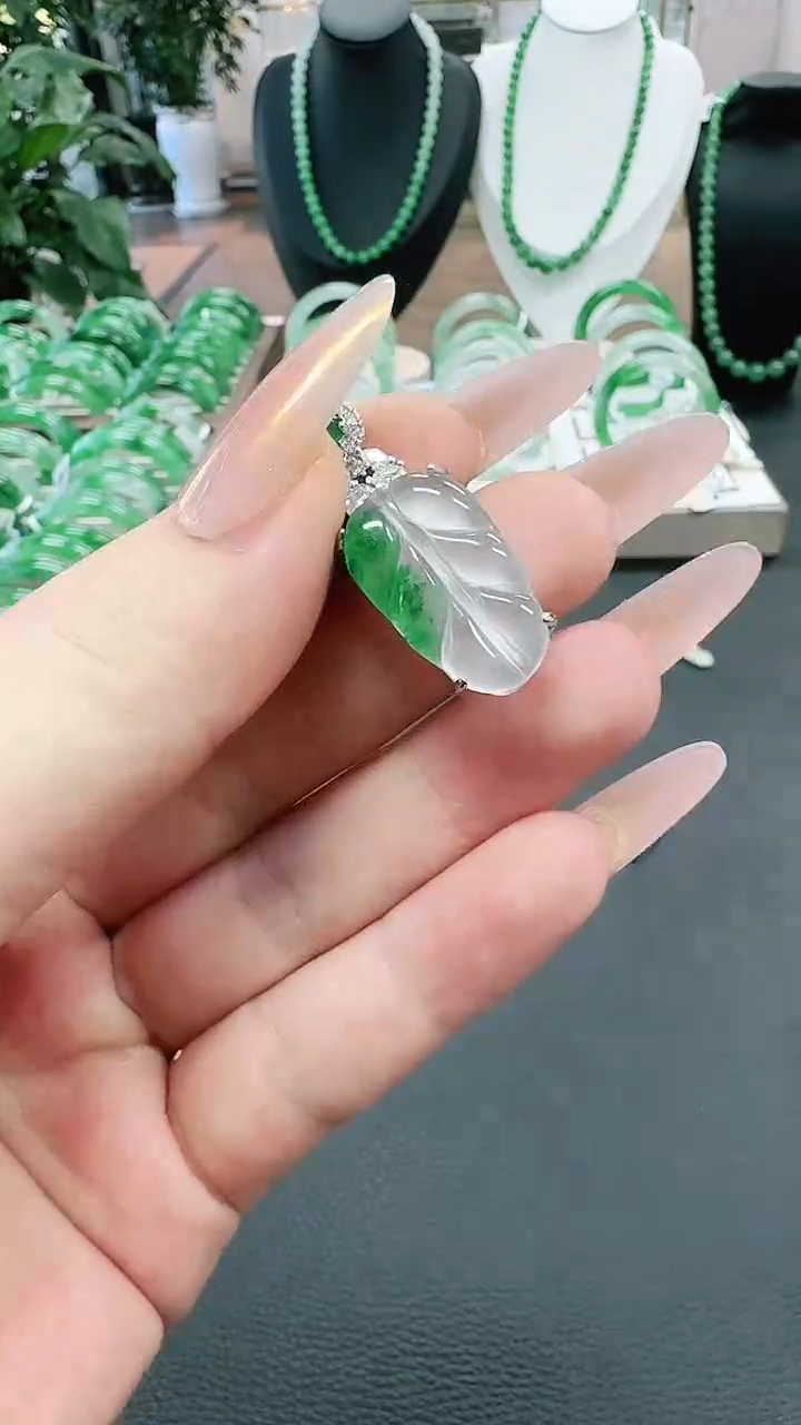 未镶嵌1石英质玉（非洲翠）/6188