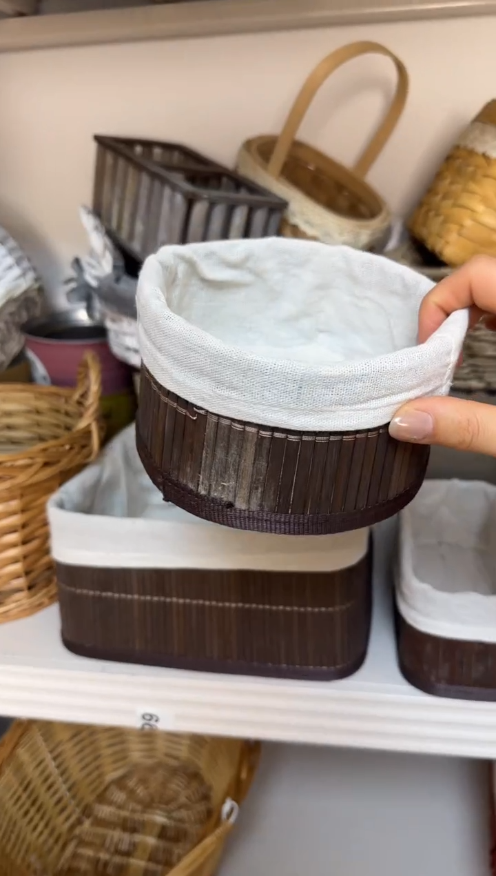 微瑕捡漏圆形深色竹编小筐