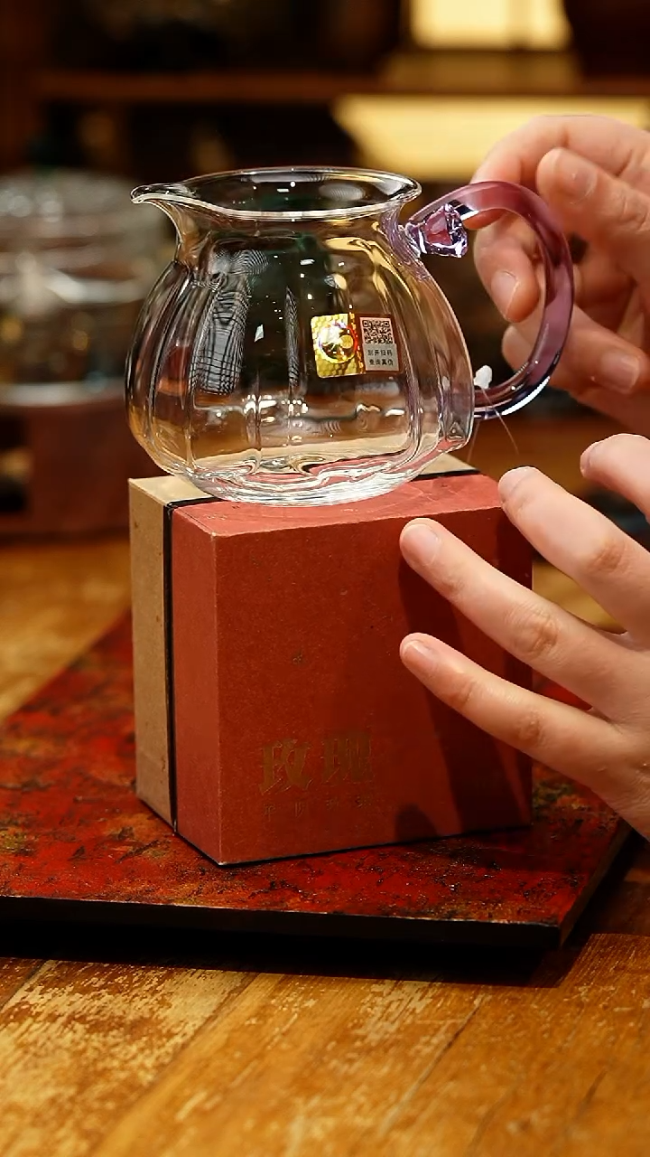 【闪购商品】禾器/晶彩莲君茶海/浅紫+玫瑰一盒
