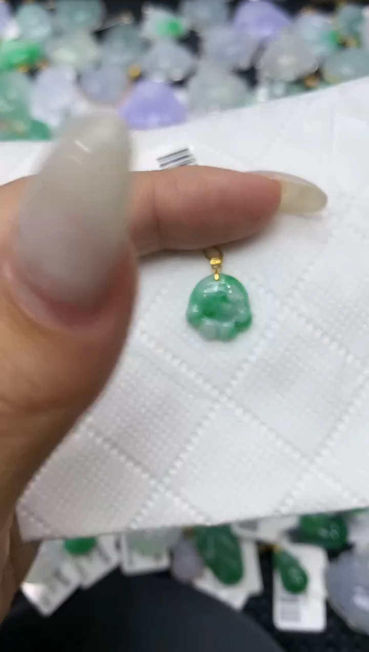 颈饰18K金镶嵌翡翠11111111