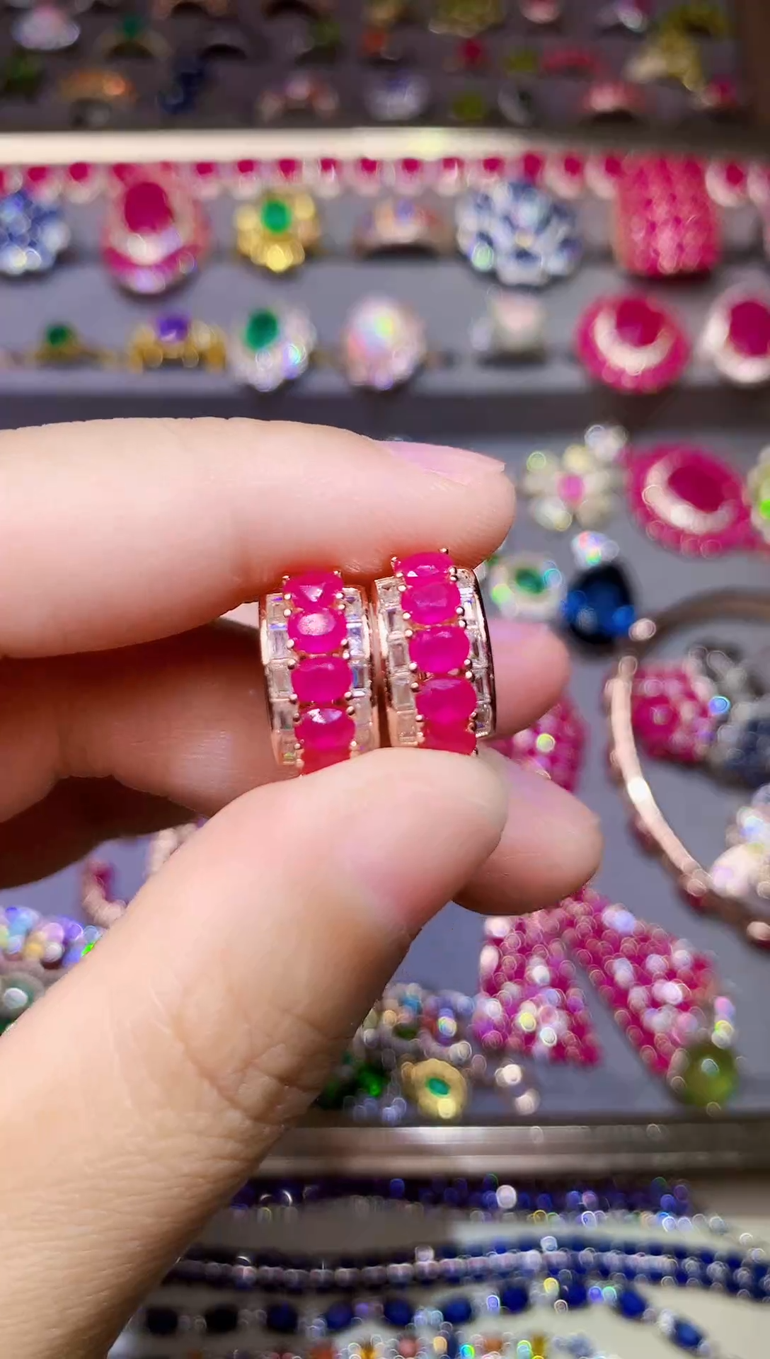 银S925镶嵌耳饰红宝石.....