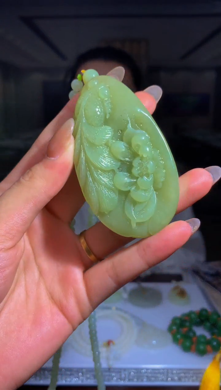 【闪购商品】定制和田玉Boss阳天然和田玉（拍一发一）