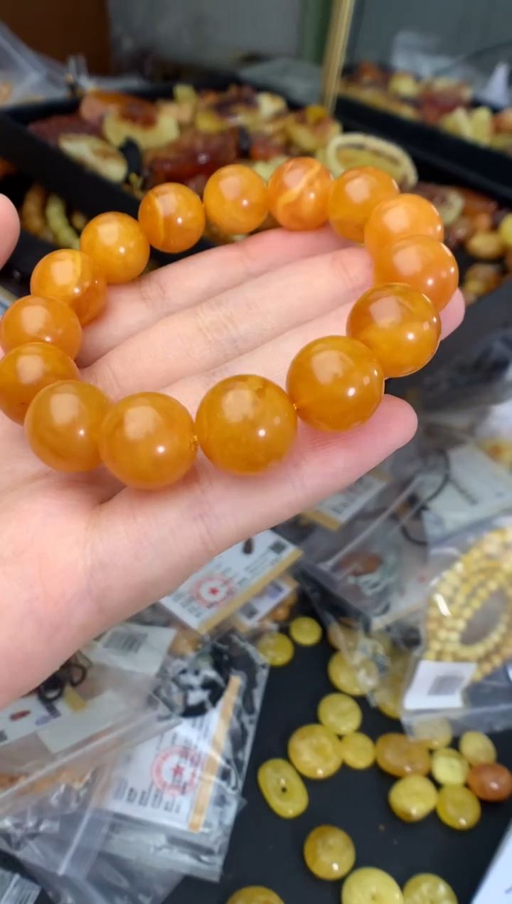 蜜蜡未镶嵌珠宝奇石1