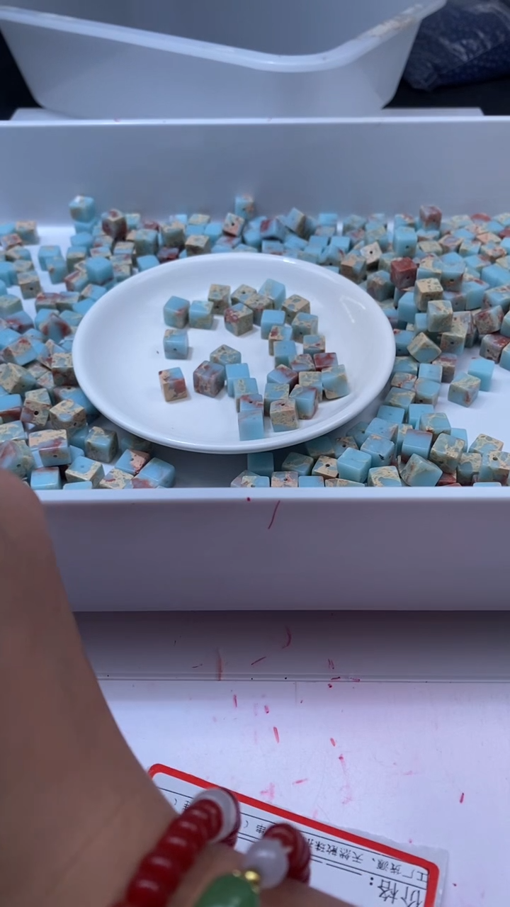 颈饰未镶嵌石英质玉W2267寿山方块8mm*10颗