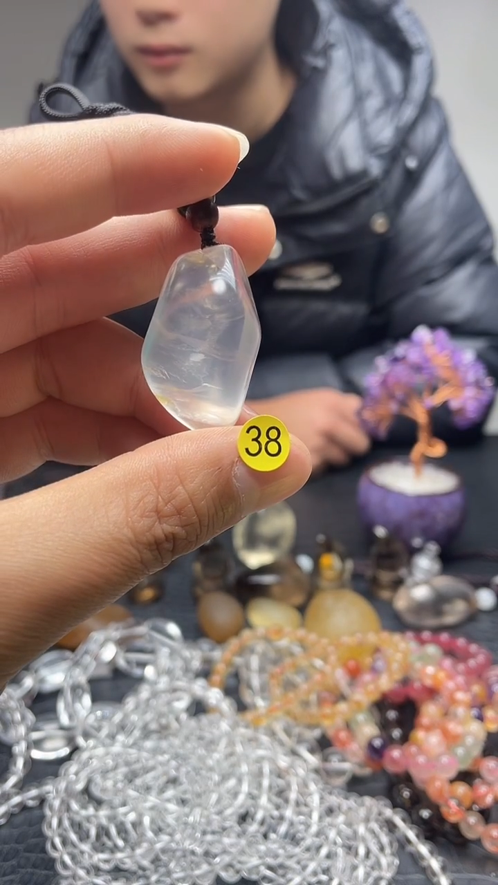 未镶嵌珠宝半成品水晶38
