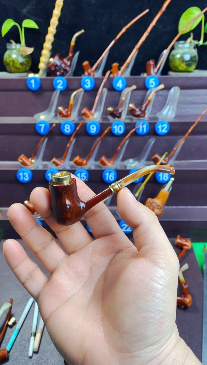 木总****唉檬子木的精品小斗