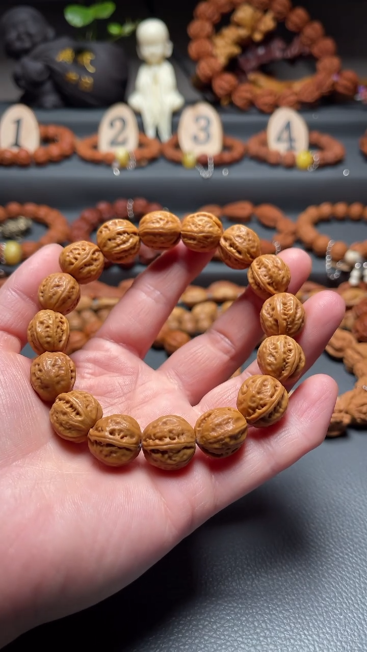 【闪购商品】文玩核桃吊坠核桃手串