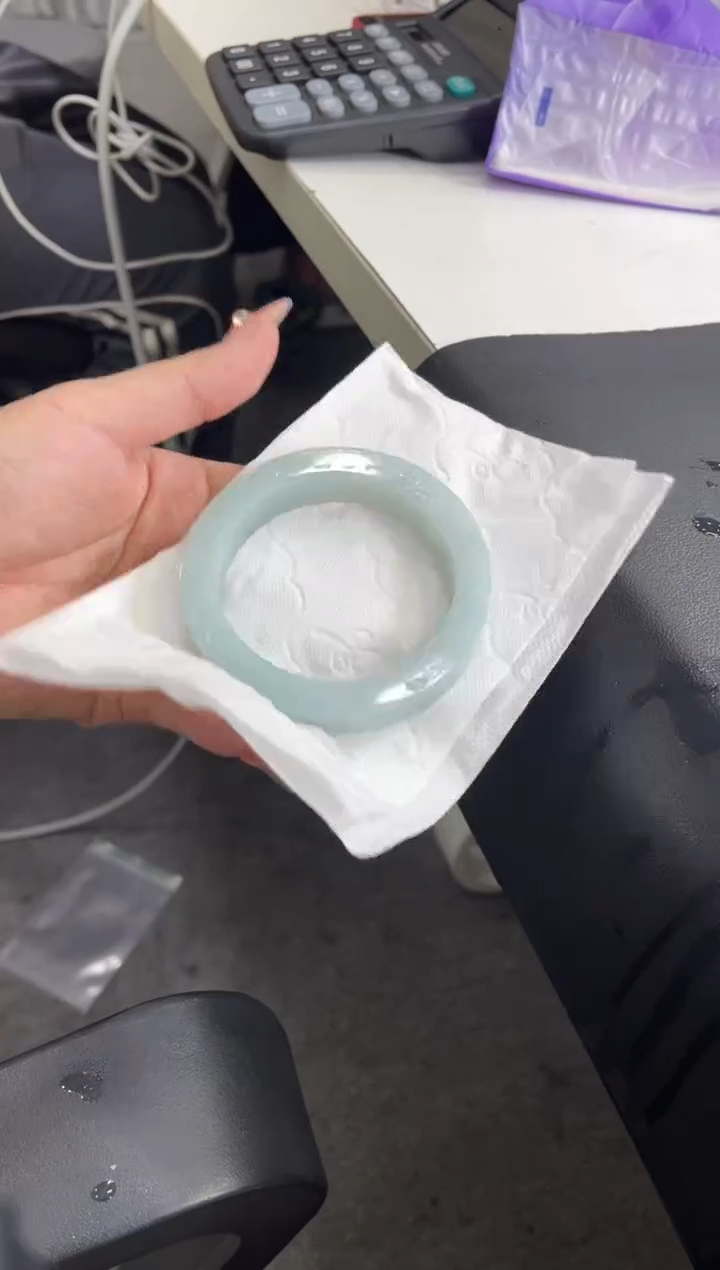 【闪购商品】定制翡翠手镯未镶嵌手镯DDH/发一件