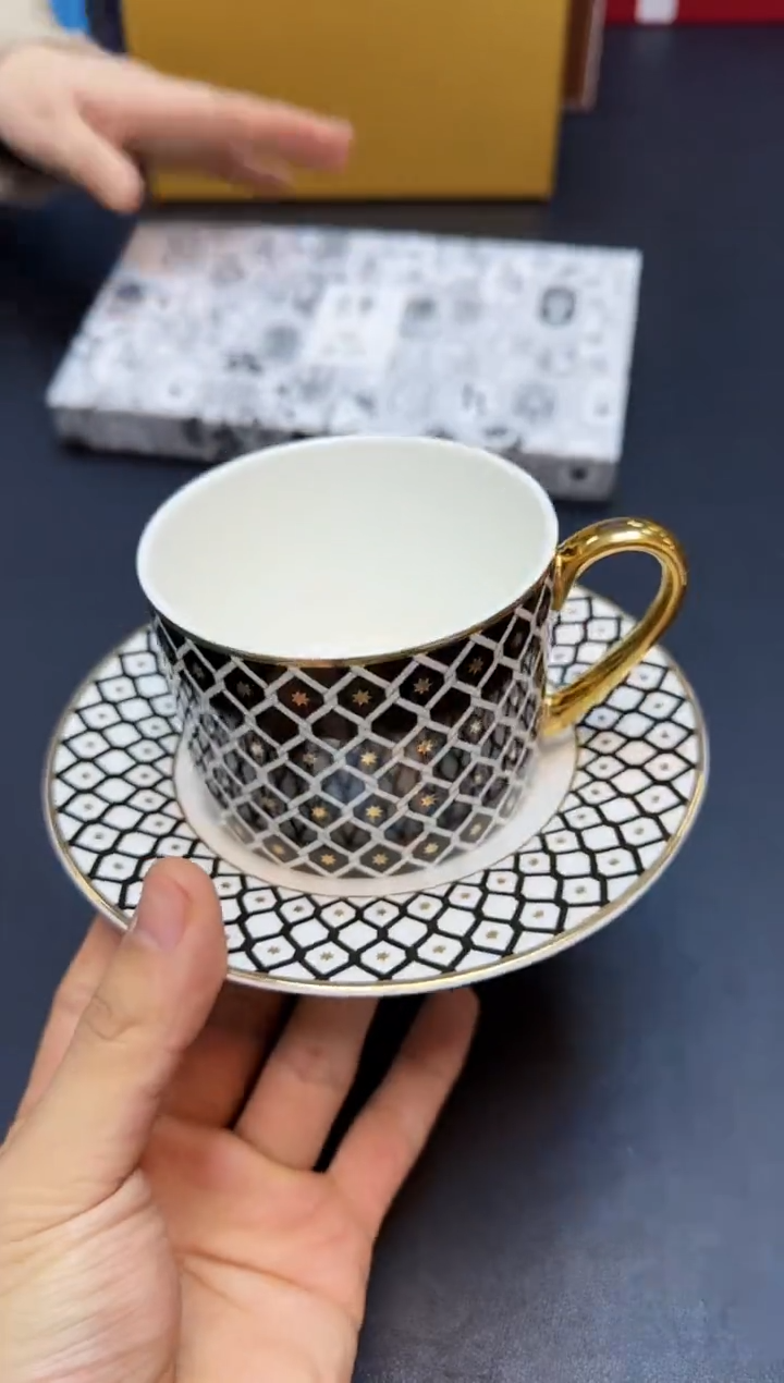 【闪购商品】瓷片全新正品一件不留@@H1845