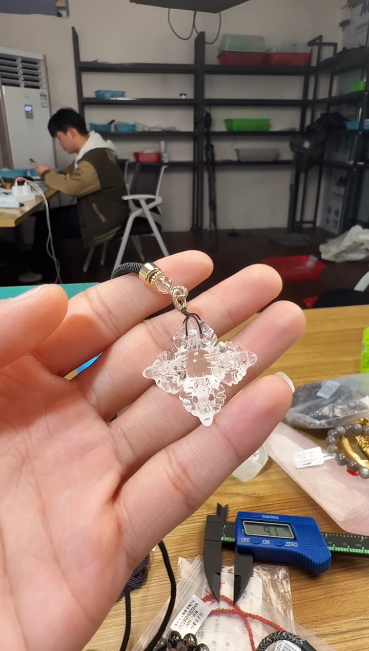 吊坠(赠链)未镶嵌水晶晶0528