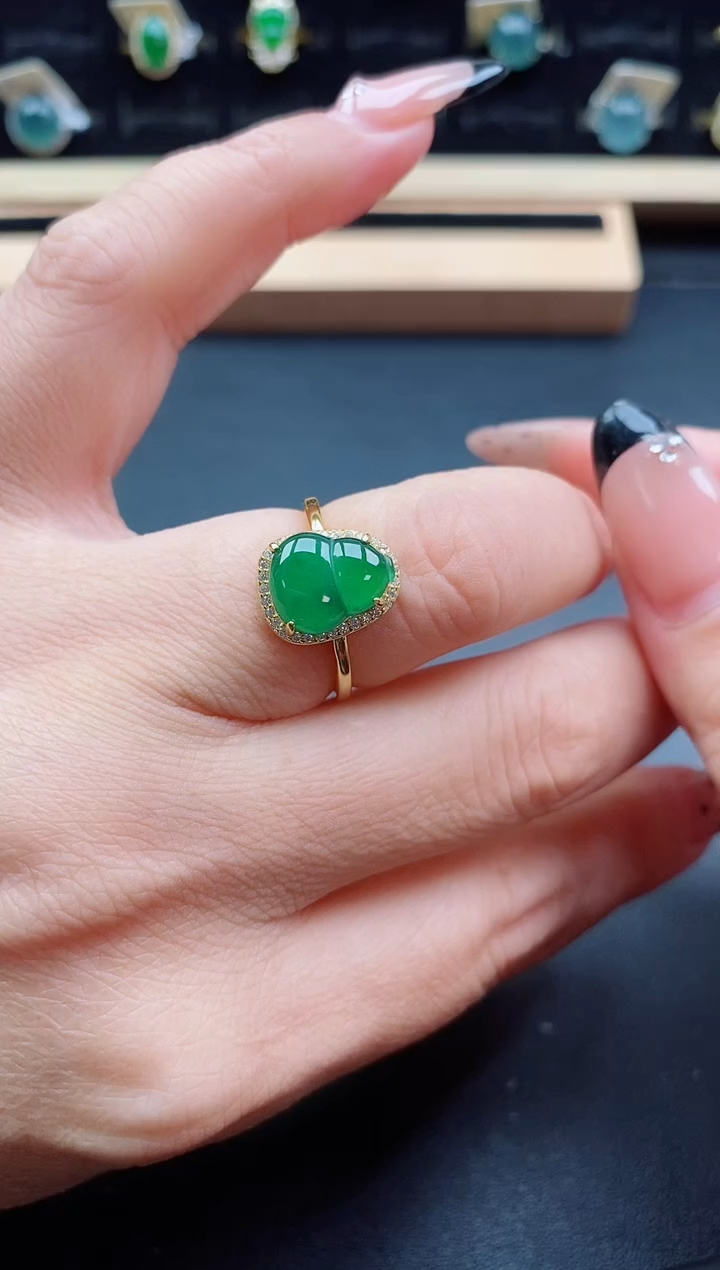 银S925镶嵌戒指翡翠1