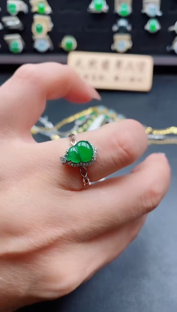 银S925镶嵌戒指翡翠1
