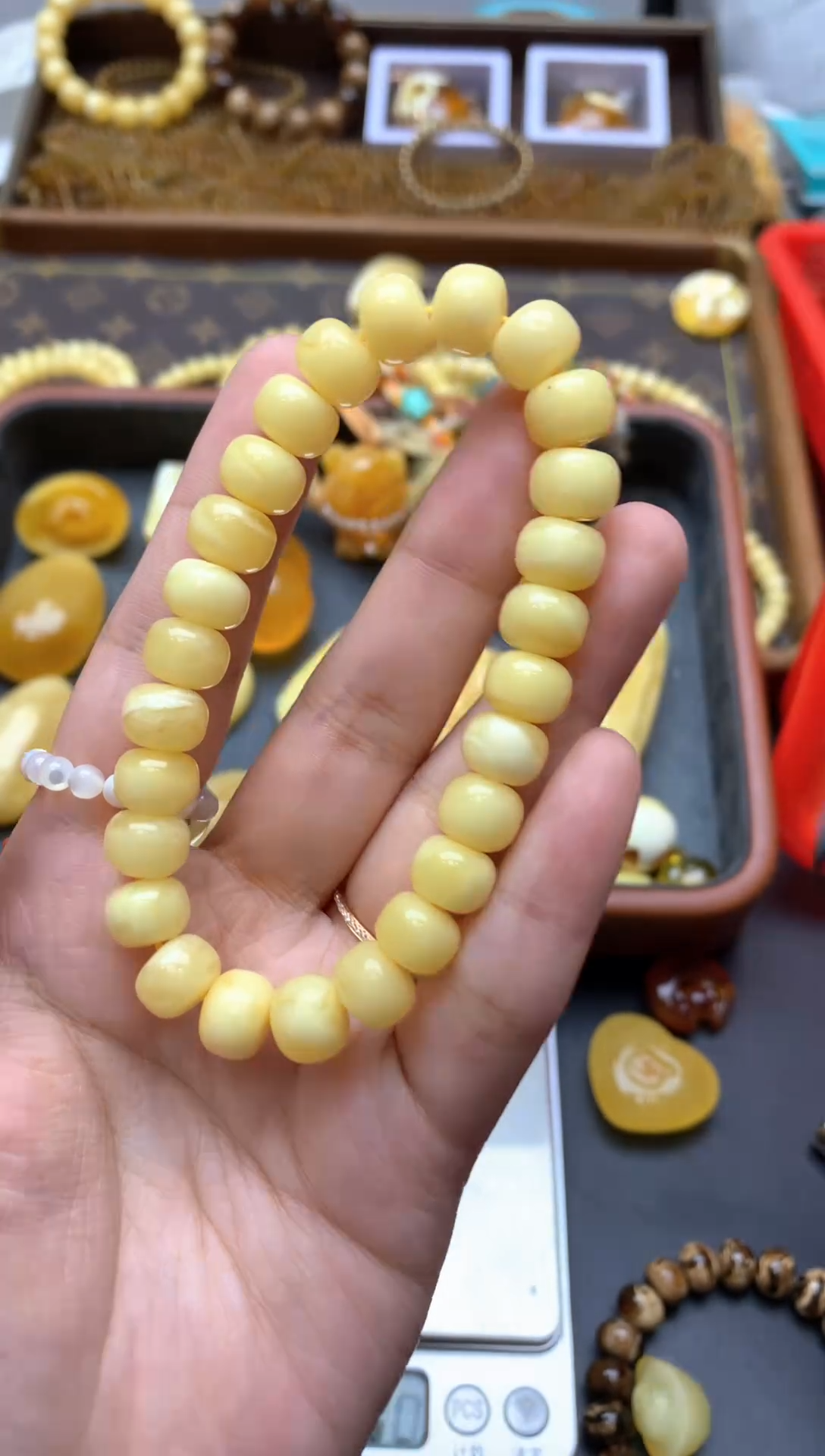 【闪购商品】琥珀珠宝奇石未镶嵌098蜜蜡花粉小坑有强迫症的不要拍