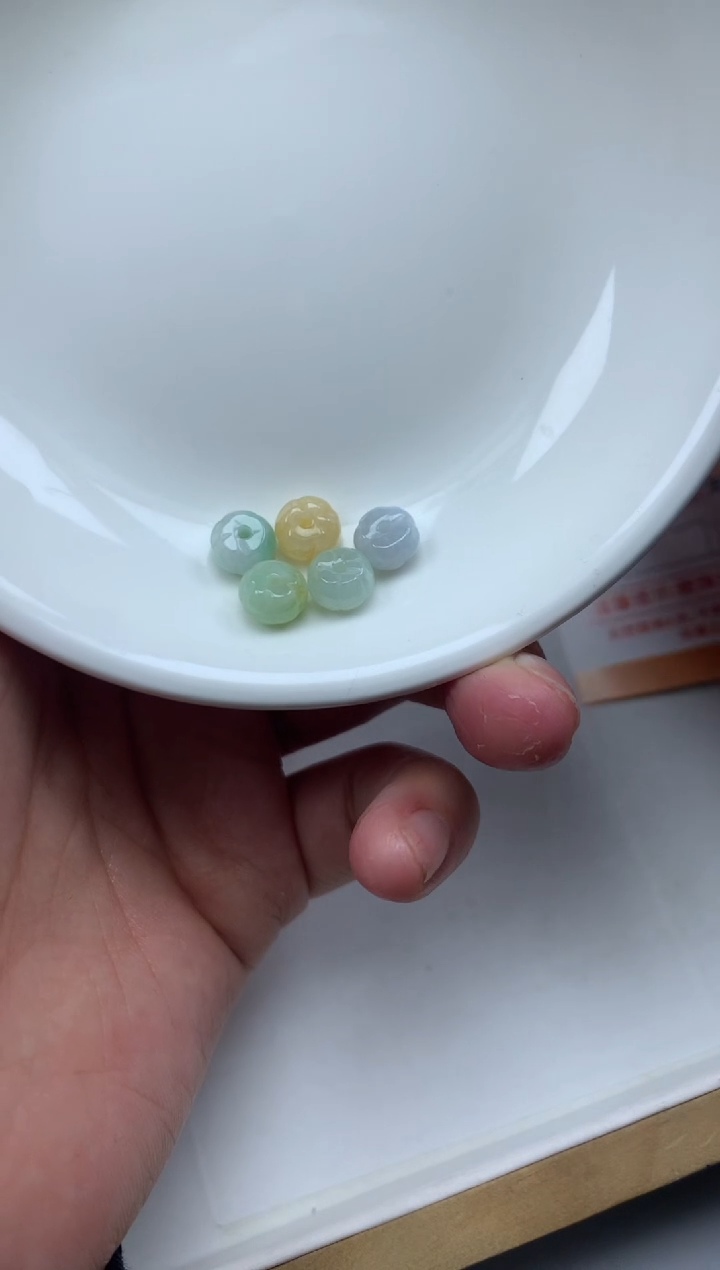 【闪购商品】翡翠散珠翡翠散珠多样性发货