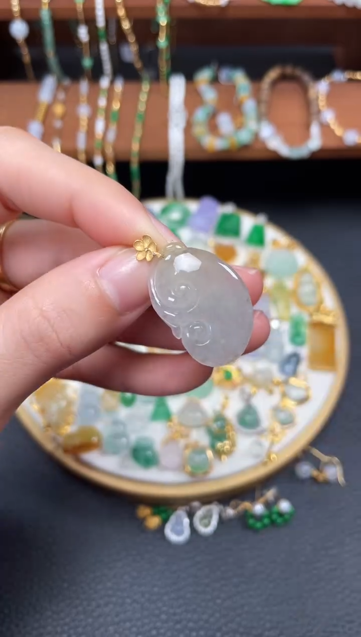 【闪购商品】翡翠吊坠(不含链)18K金镶嵌一个   JK636