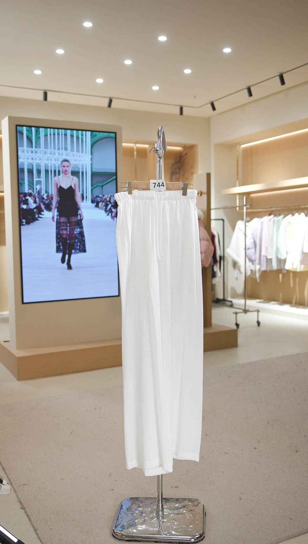 69371纯白    夏季百搭纯色休闲裤女