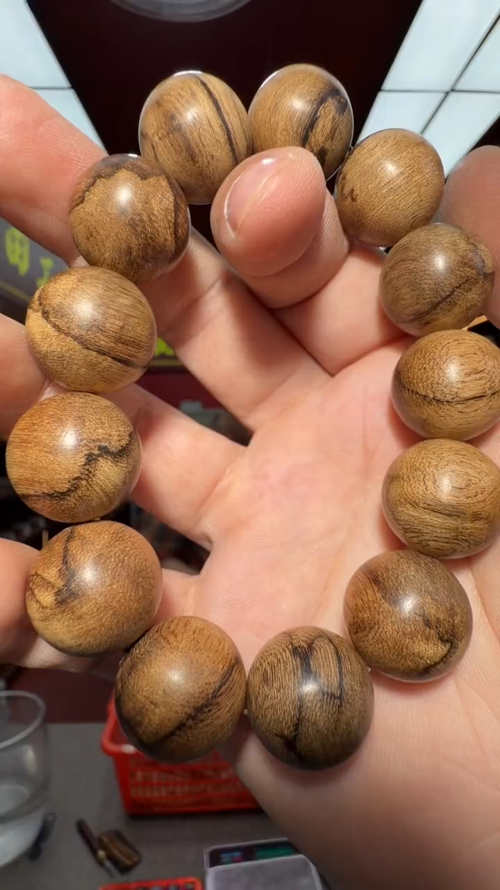 沉香手串多样性发一