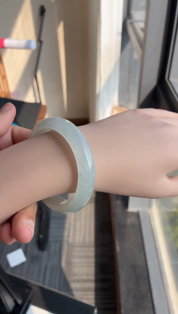 未镶嵌手镯翡翠33号54.8*12.6*8.7正圈