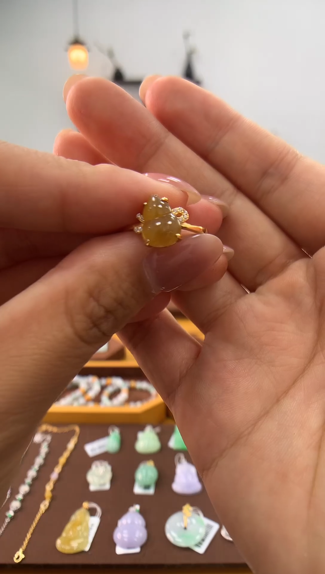 颈饰银S925镶嵌翡翠戒指