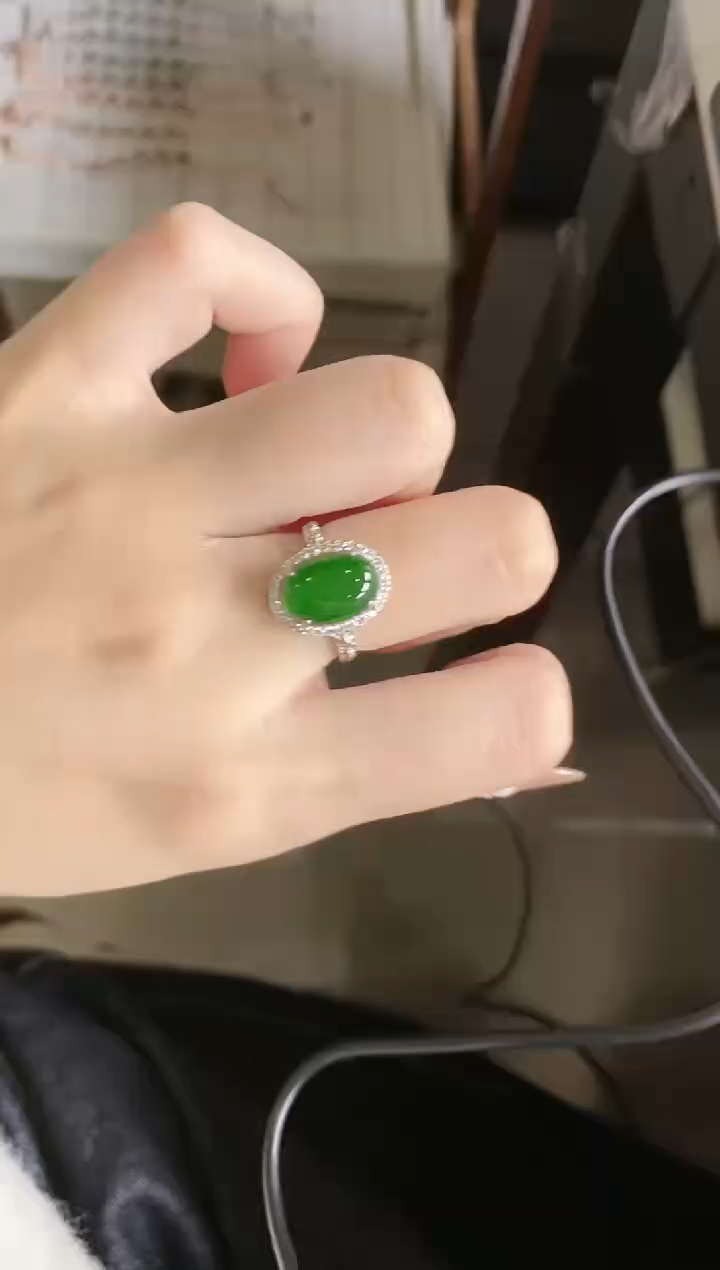 【闪购商品】翡翠戒指银S925镶嵌51511