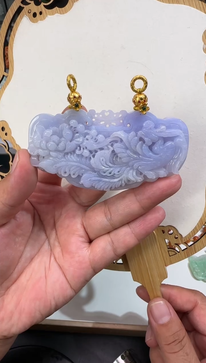 【闪购商品】翡翠颈饰未镶嵌牌子