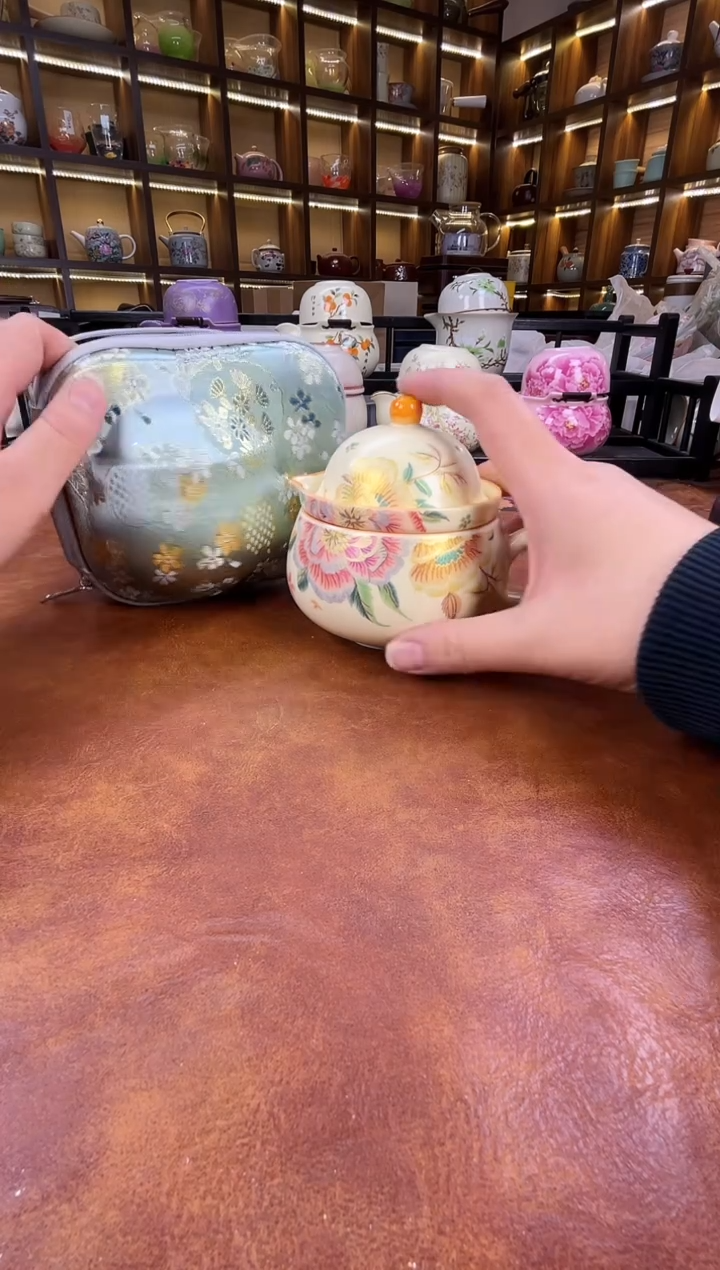 .刺绣牡丹茶咖杯+刺绣包