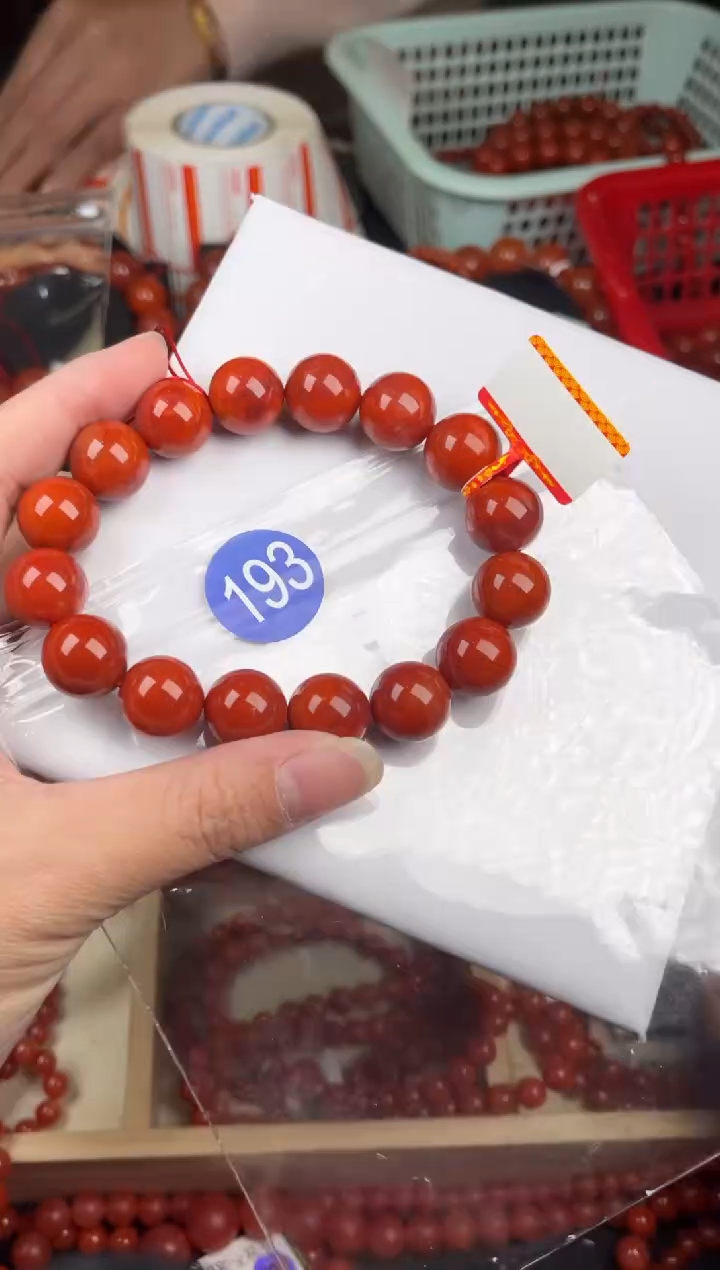 【闪购商品】南红玛瑙珠宝奇石未镶嵌193-13