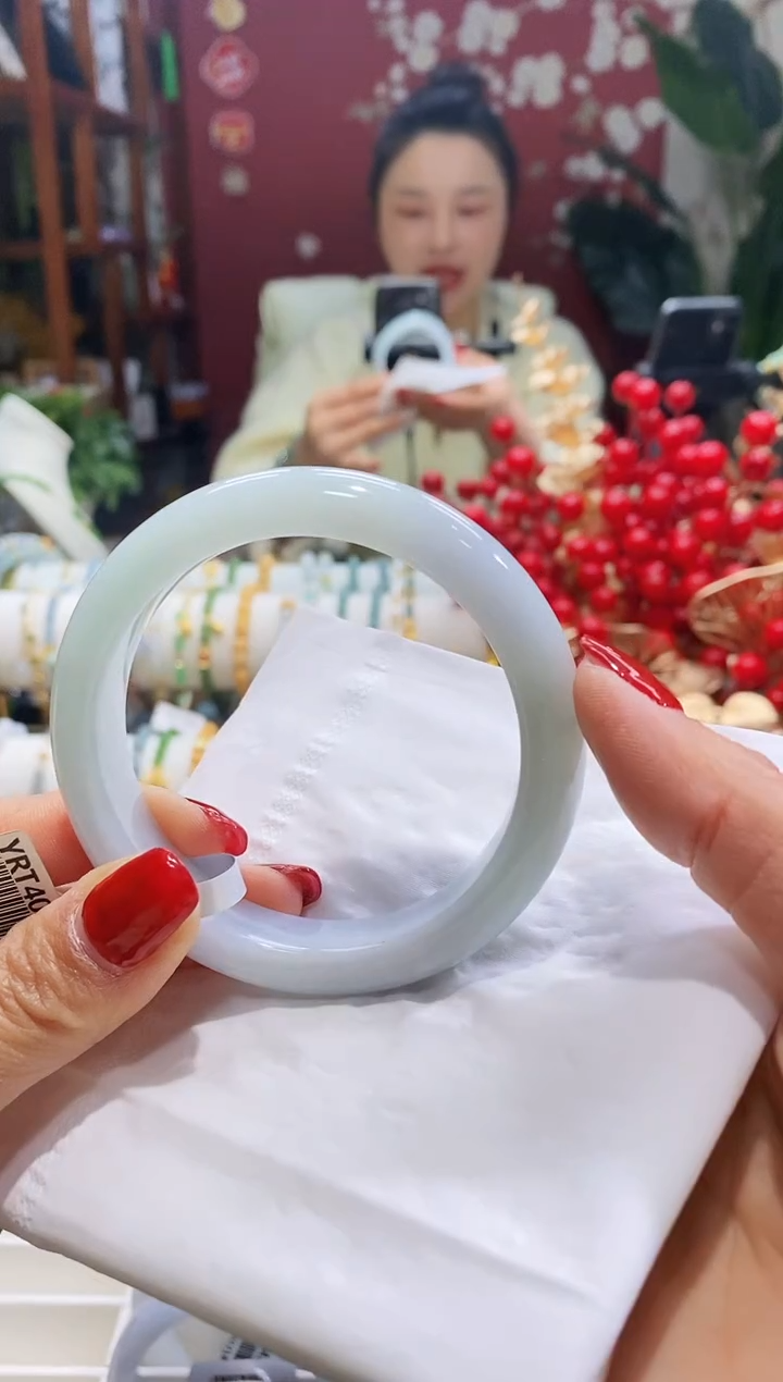 【闪购商品】翡翠手镯未镶嵌94晴绿色5758/11.5*8.6