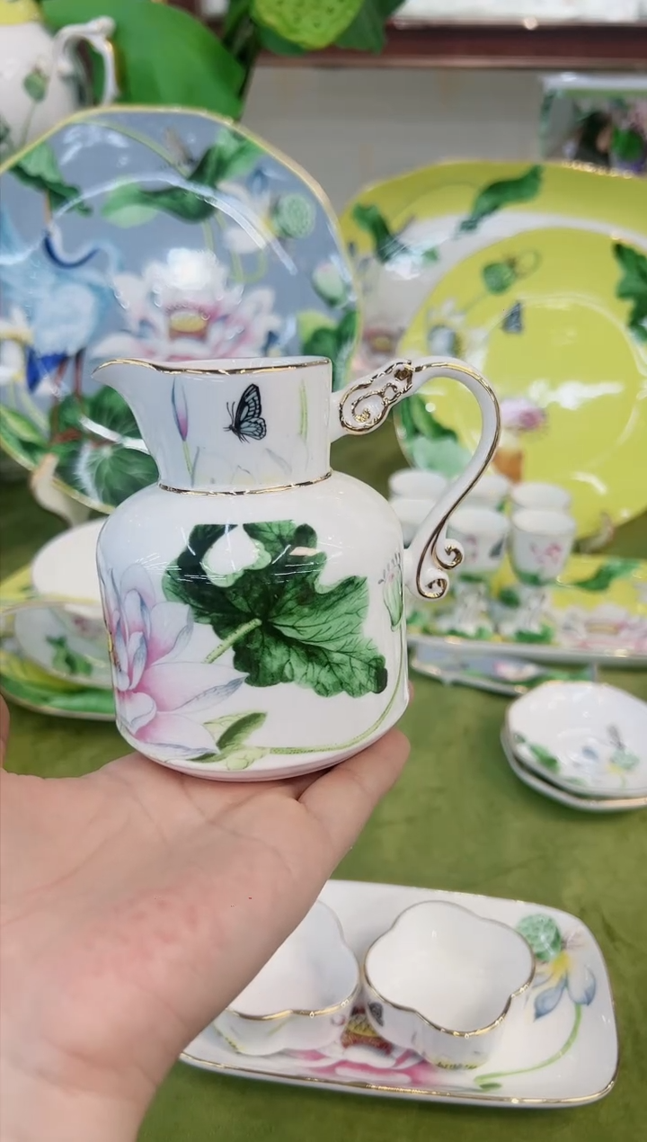 【闪购商品】骨瓷壶