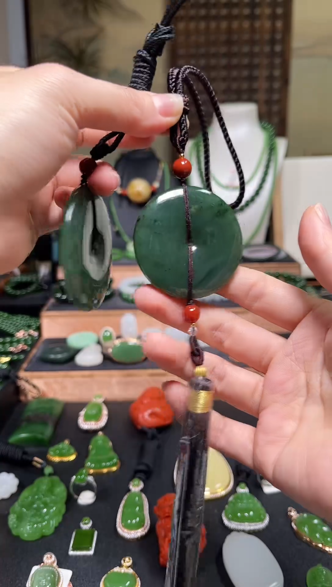 颈饰银S925镶嵌和田玉大平安扣多样性发一车挂款