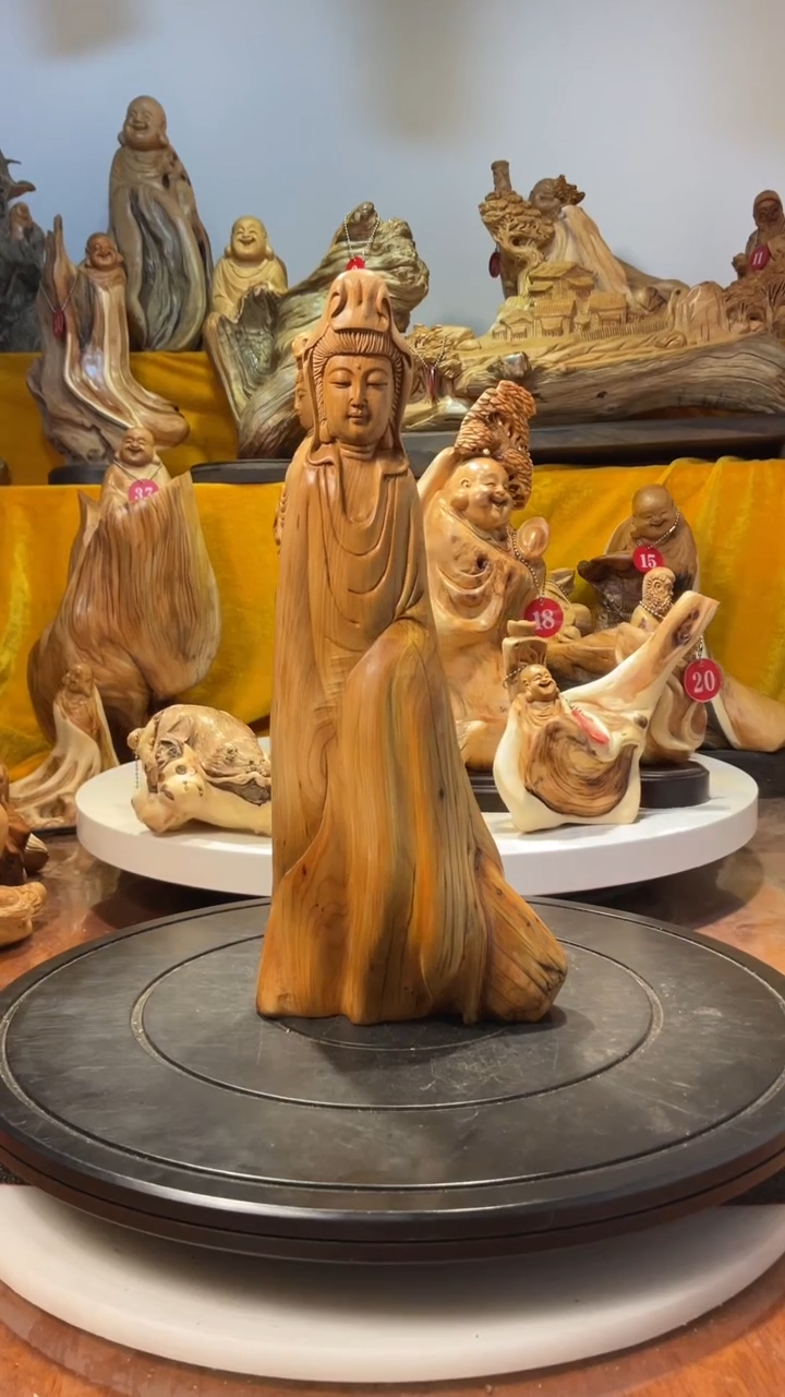 【闪购商品】柏木（崖柏）  观音