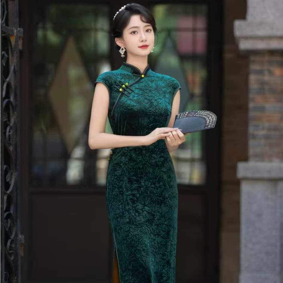新款高端旗开得胜优雅长款孔雀绿褶皱优雅旗袍气质日常高级宋锦
