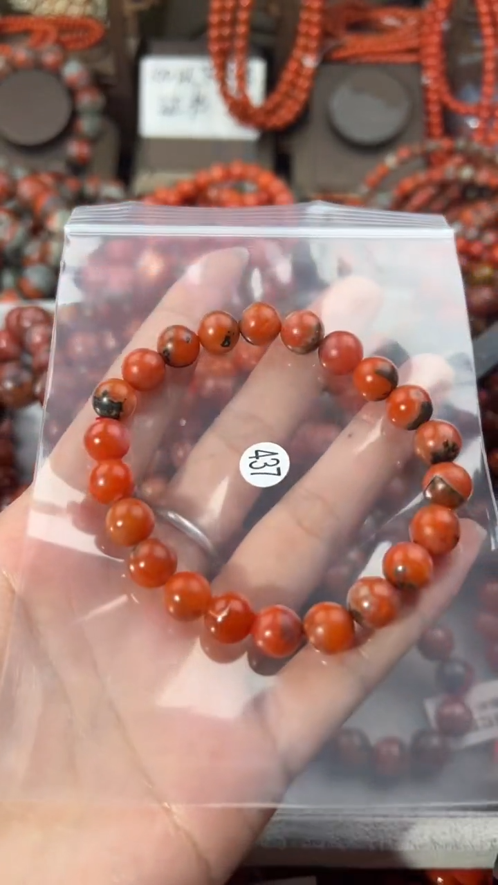 南红玛瑙手串未镶嵌9+