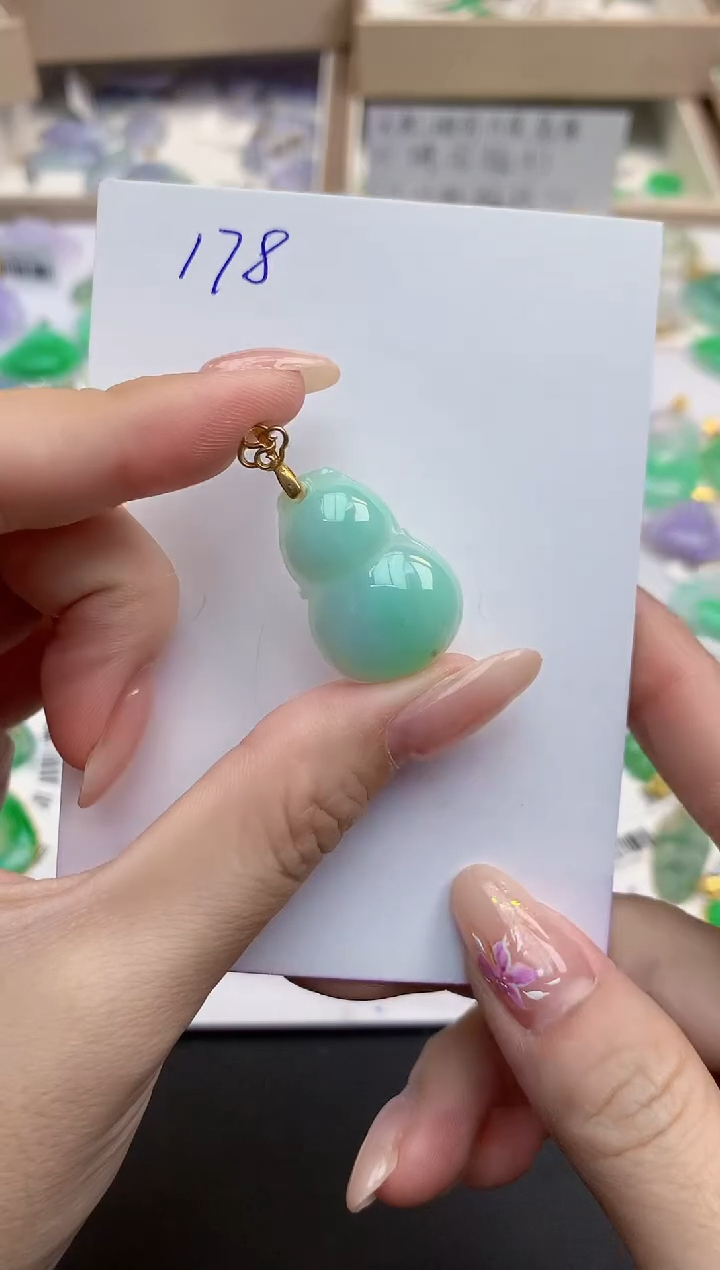 颈饰未镶嵌翡翠天然缅甸A货翡翠