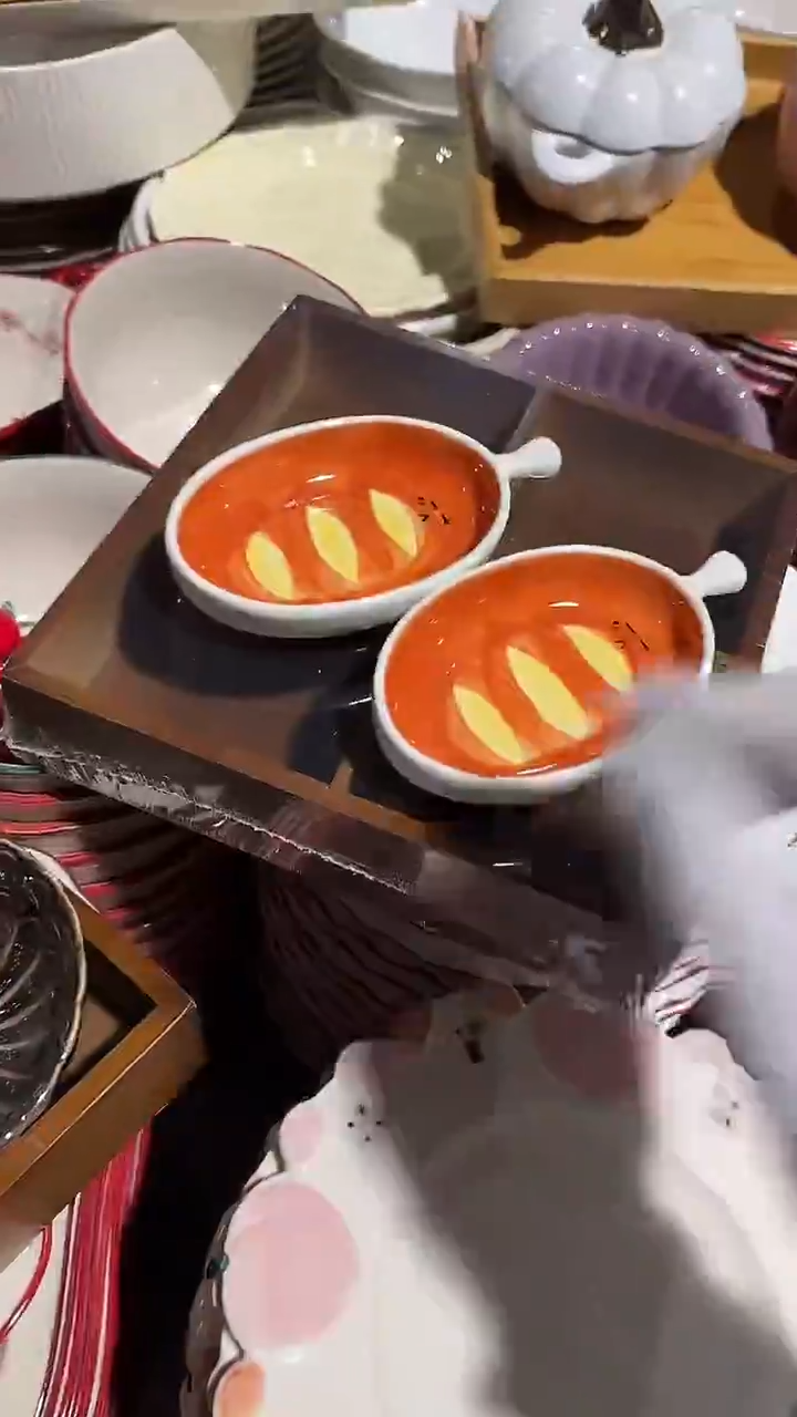 陶瓷2个小碟子微瑕 凑满20元包邮