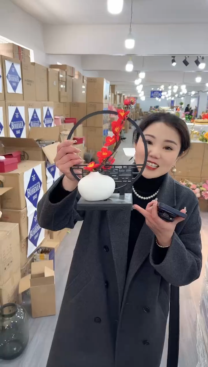 【闪购商品】琉璃椿新花器H-11晚