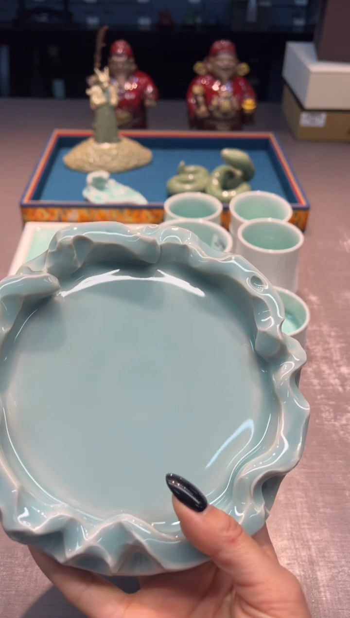 【闪购商品】邓芳靓 粉青 太湖石 雪茄承