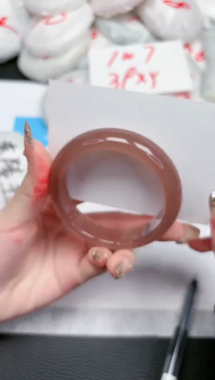 【闪购商品】石英质玉手镯未镶嵌252-54.3