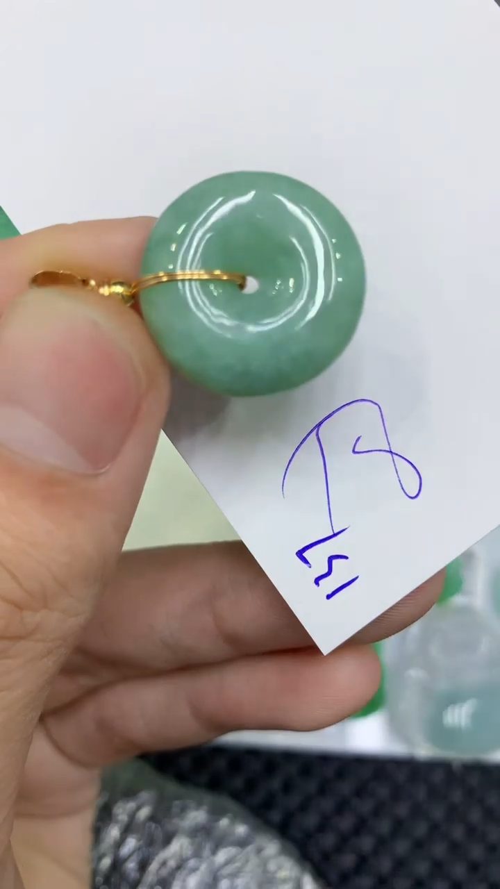 颈饰未镶嵌翡翠缅甸A货翡翠