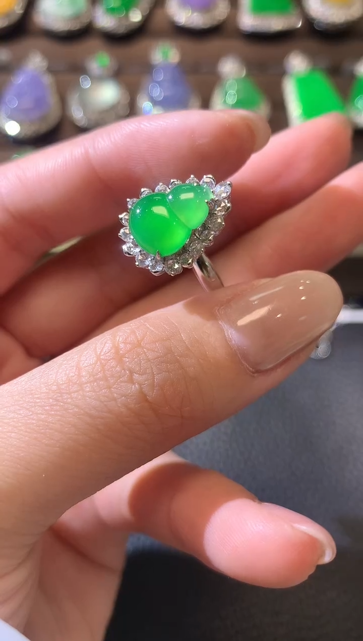 【闪购商品】翡翠戒指18K金镶嵌C28翡翠