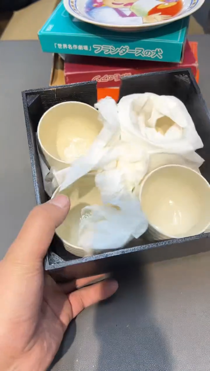 陶瓷闭**人工艺品小四孤品收藏